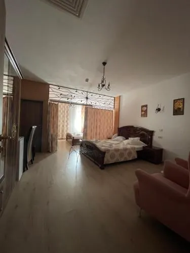 Hotel Prestige - Image 1