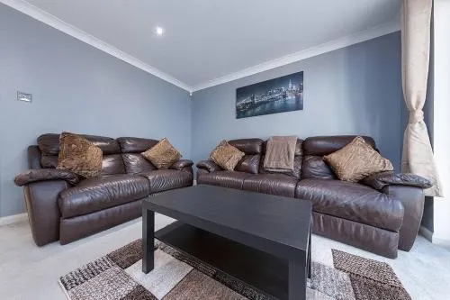 Flourish Apartments - Footbury House - Orpington - Image 1