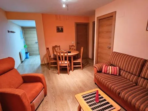 Apartamentos Canfranc Pueblo 3000 - Image 1