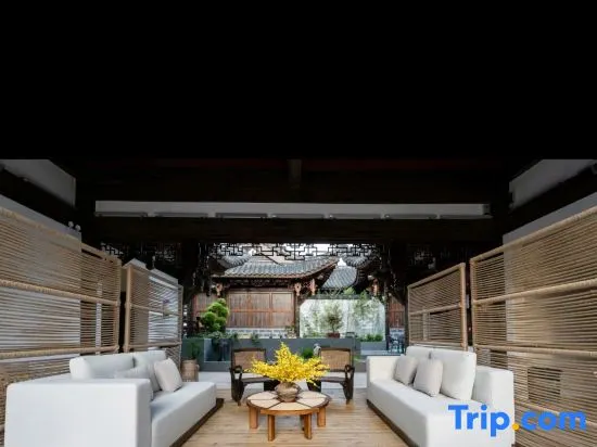 Zhijin Bina Hotel (Zhijin Ancient City Branch) - Image 1