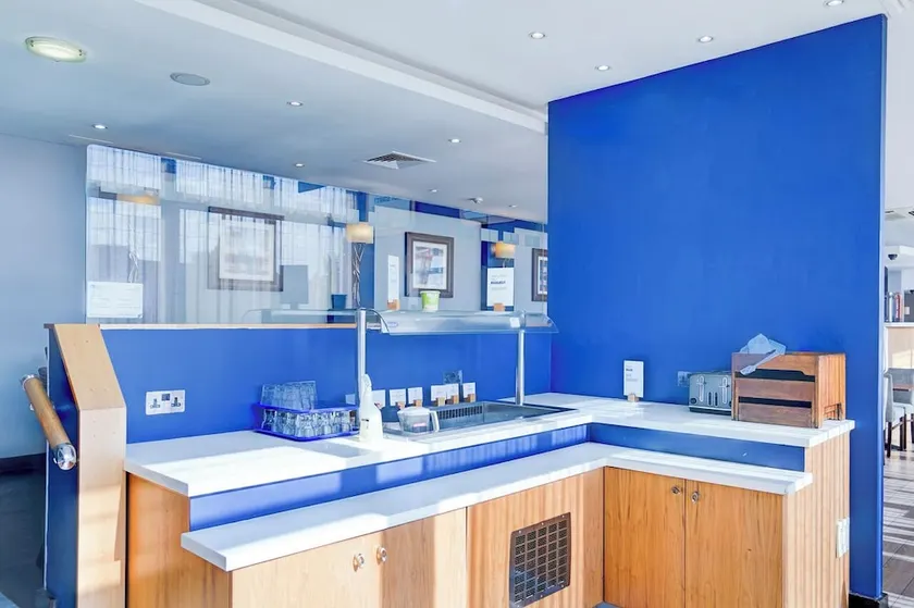 Belvilla Crewe City Centre Hotel - Lifestyle - Image 1