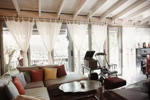 Meri Boutique Hotel - Image 1