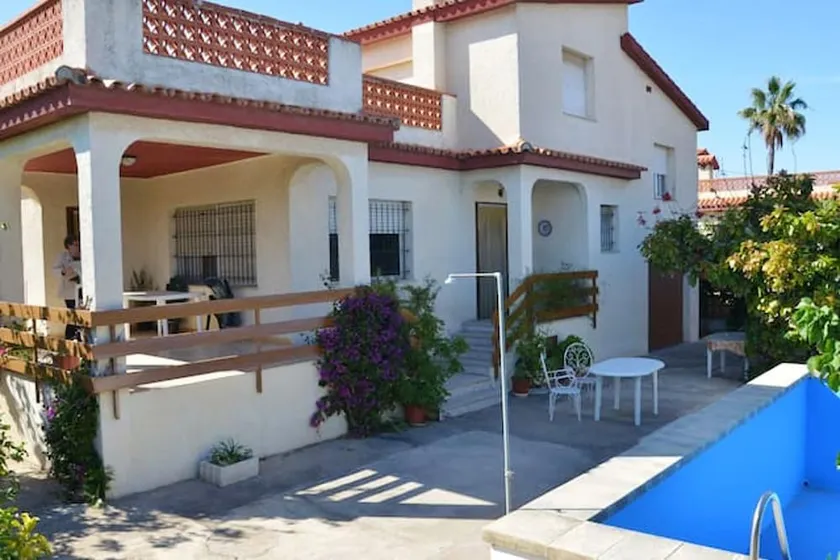 Villa With 4 Bedrooms in Vinaròs, With Private Pool and Wifi - Image 1