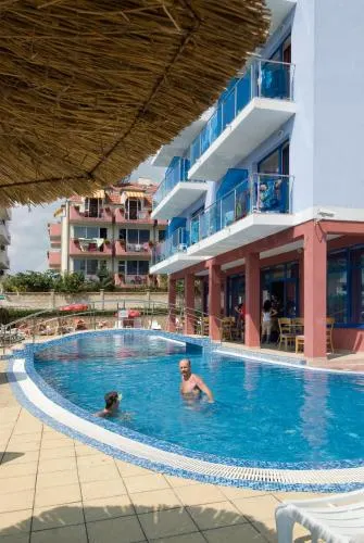 Hotel Nadia - Image 1