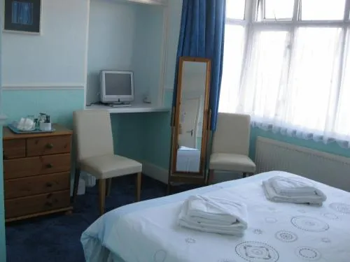 Arden Way Guesthouse - Image 1