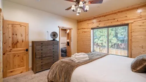 Paradise Pines by AvantStay Beautiful Big Bear Home Only 1 Mile To Snow Summit - Image 1