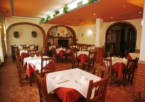 Cuatro Esquinas - Image 1