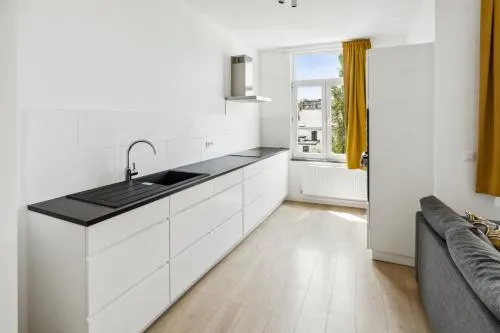 Apartment in Brussels, Degroux by Homenhancement SA - Image 1