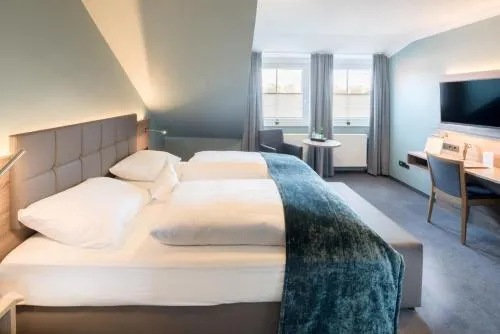 Hotel zur Post - Image 1