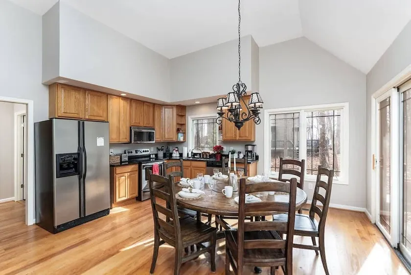Wintergreen Ridge Retreat - Family Home - Image 1