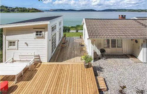 2 Bedroom Cozy Home In Gteborg - Image 1