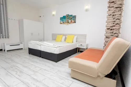 Guest rooms and apartments Desi - Image 1