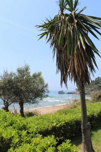 Glyfada Gorgona Apartments - Image 1