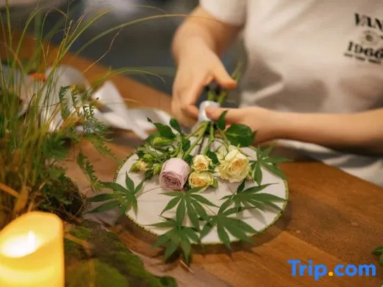Floral Hotel · City of Sky Hotel - Image 1
