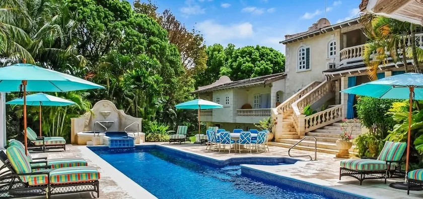 Villa Grendon House - Image 1