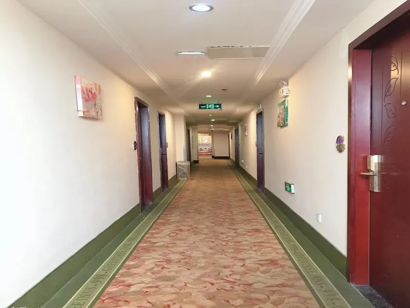 Greentree Inn Jiangsu Changzhou Changhe Express Hotel - Image 1