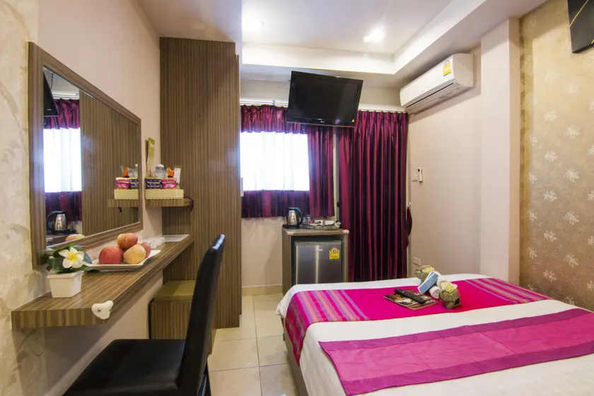 Rivana Boutique by Sandara Pattaya - Image 1