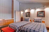 Villager Condominium with access to Sun Valley pool. hot tub, tennis and golf - Image 1
