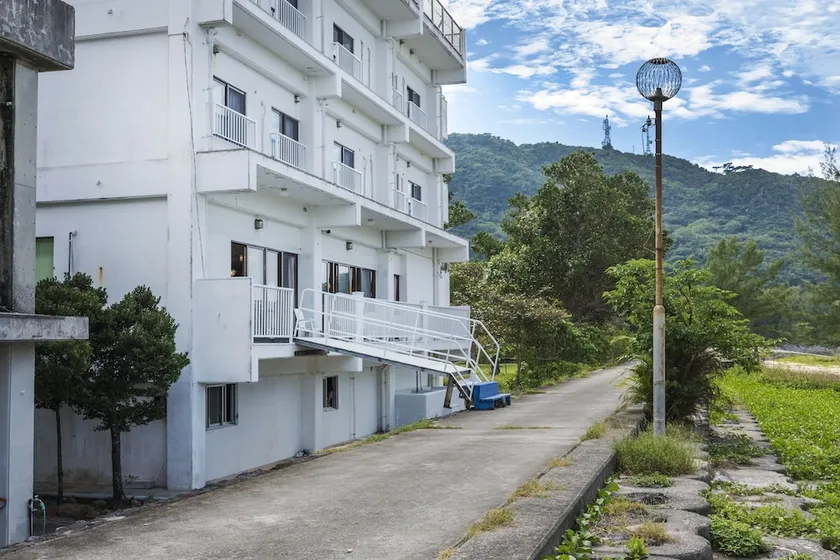 Seaside Hotel Blue Moon - Image 1
