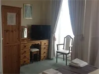 Premier Hotel - Image 1