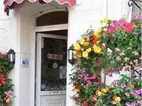 Silver Jubilee Guest House - Image 1