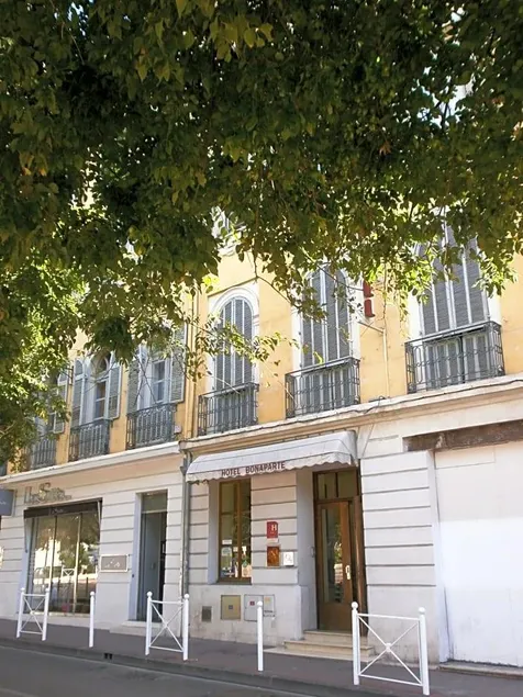 Bonaparte - Image 1