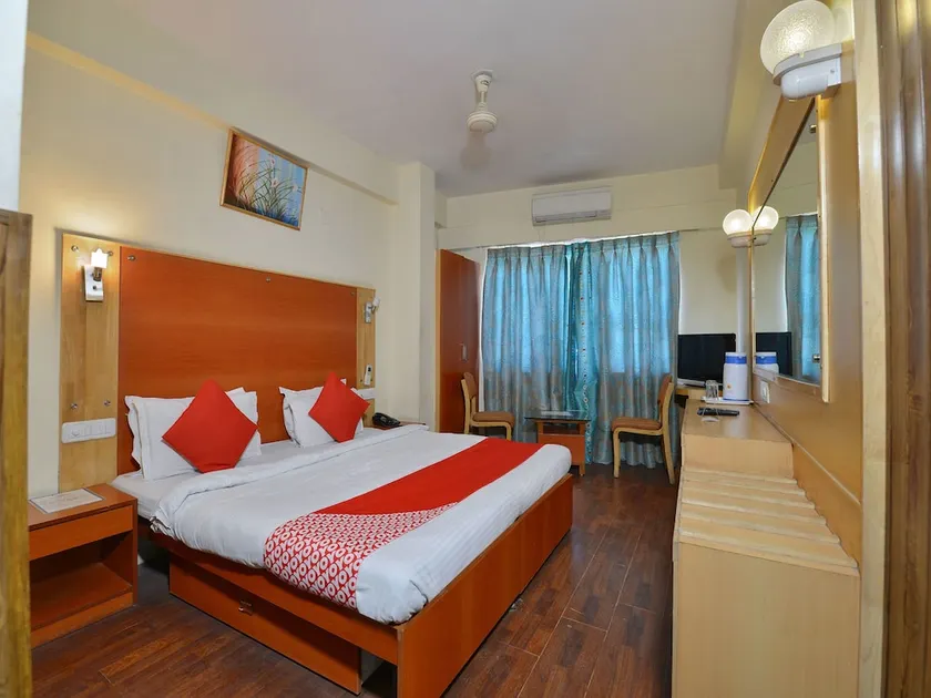 OYO 13275 Vatika Inn - Image 1