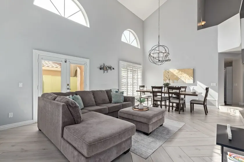 Redmont Mesa 3 Bedroom Home by Redawning - Image 1
