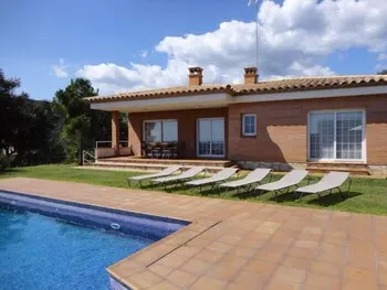 Villa mas - Image 1