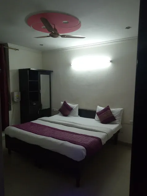 Hotel Lotus Delhi Airport - Image 1