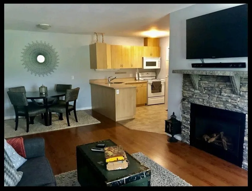 Feel Like You Never Left Home At a Home Away! - Image 1