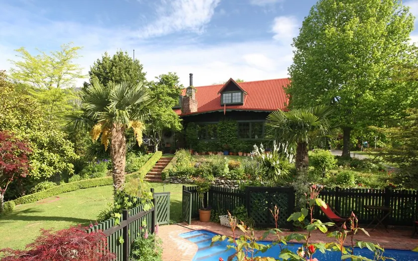Retiro Park Lodge - Image 1