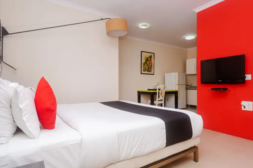Capital O 40728 Bollywood Design Hotel - Image 1