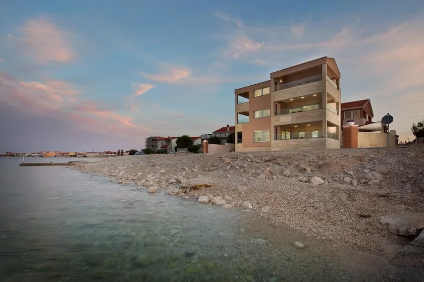 Apartments Malibu Royal - Image 1