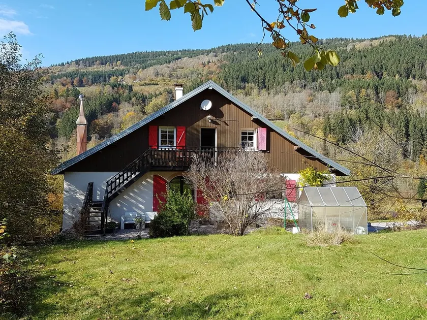 Maison D’Hotes Vegetale La Beuratte - Image 1