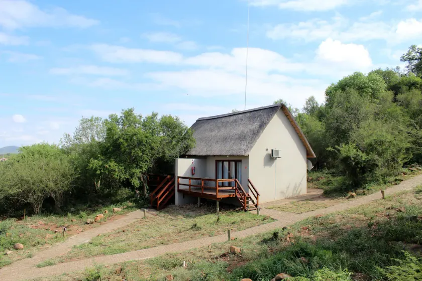 Nahakwe Lodge - Image 1