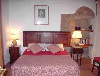 Etruscan House - Image 1