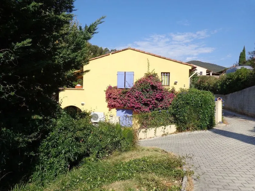 Villa Petra - Image 1