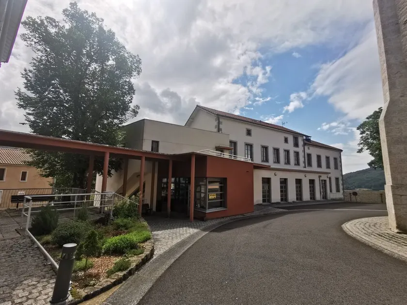 Complexe Hôtelier Le Forez - Image 1