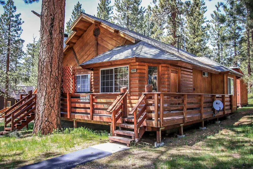 Forest Treehouse #1473 - Image 1