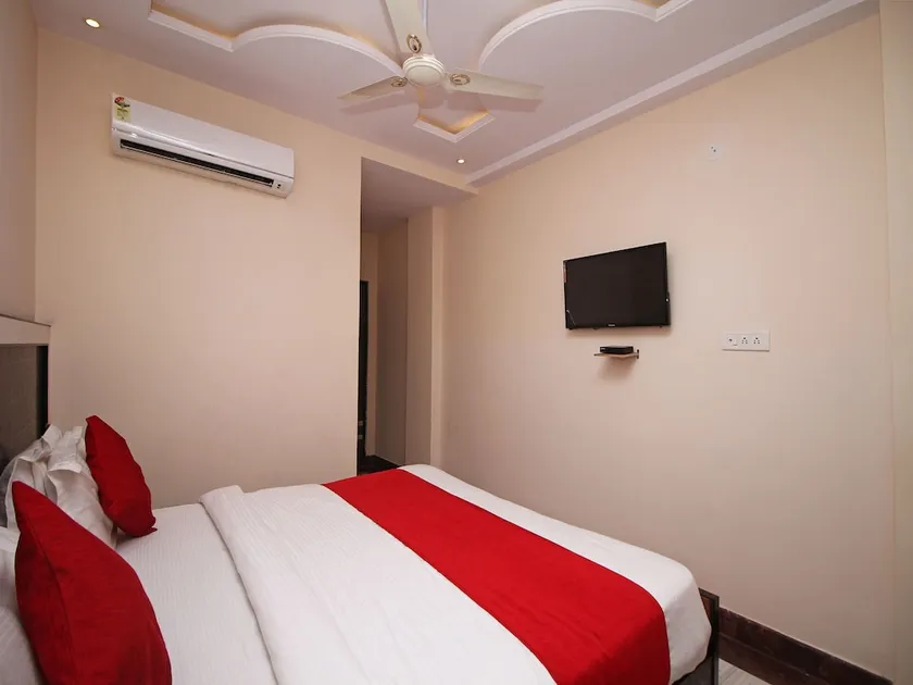 Hotel Kanhiya By OYO Rooms - Image 1