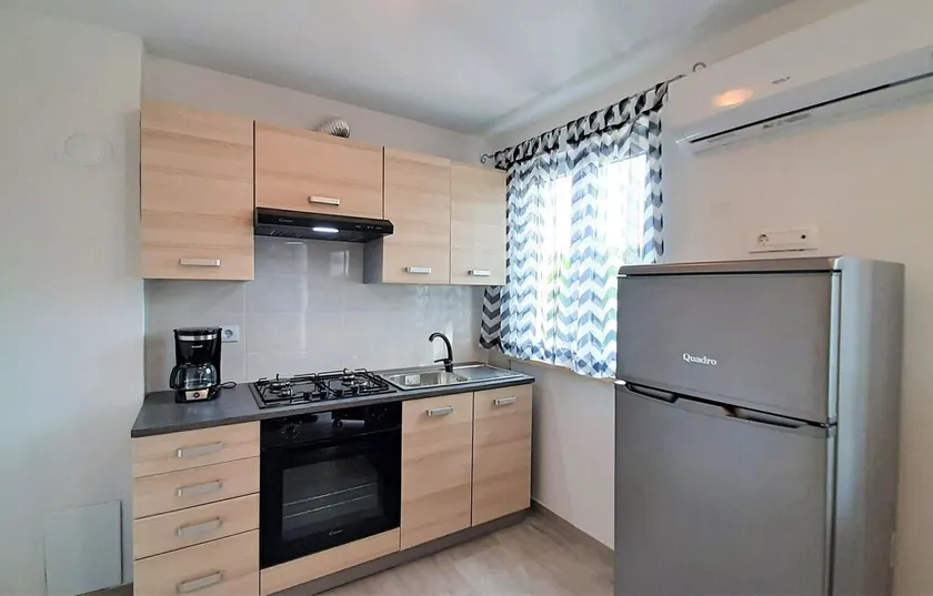 Beautiful Apartment in Labin With 1 Bedrooms - Image 1