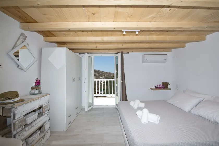 Excloo  Mykonos Suites - Image 1