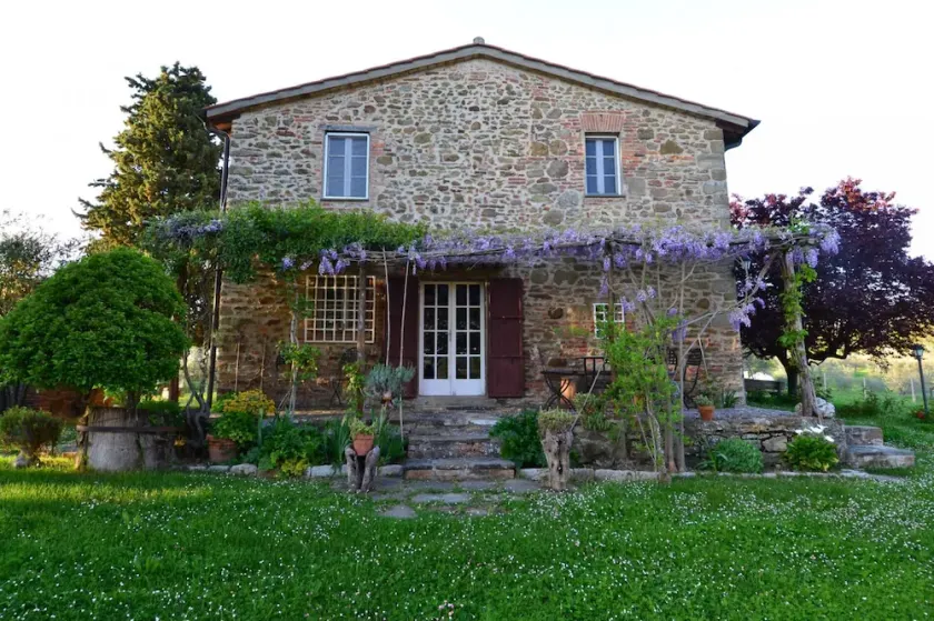 Villa Glicine, fable of nature near Lake Trasimeno - Image 1