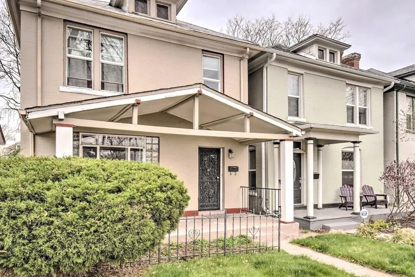 Pet Friendly Denver Home W/patio ~1min. To City Park 2 Bedroom Home by Redawning - Image 1