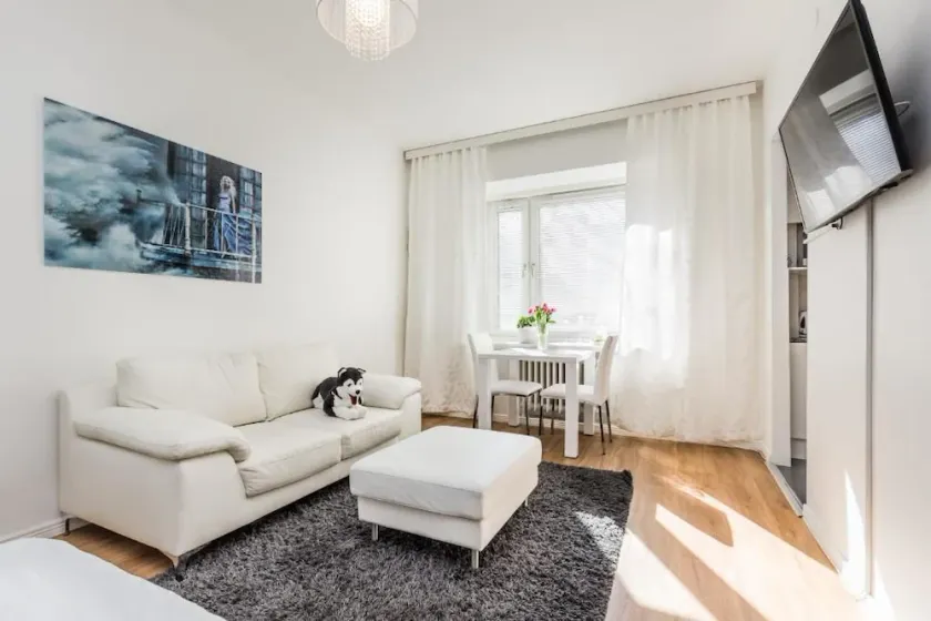 Go Happy Home Apt Vuorimiehenkatu 14 - Image 1