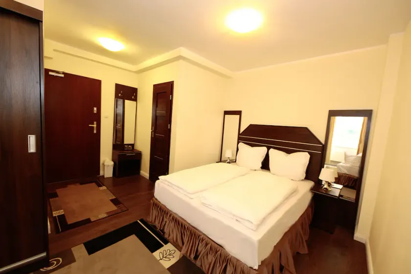 Hotel Greven - Image 1