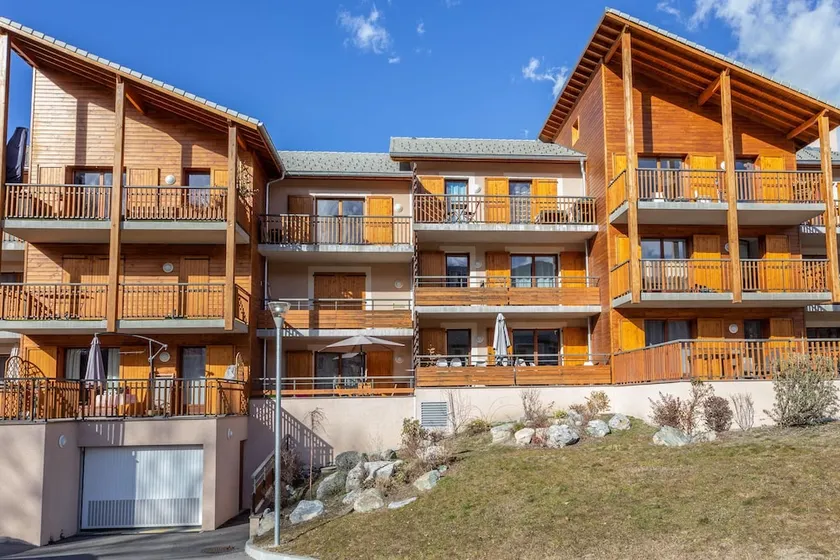 Apartment With 2 Bedrooms in Guillestre, With Wonderful Mountain View, Furnished Garden and Wifi - 17 km From the Slopes - Image 1