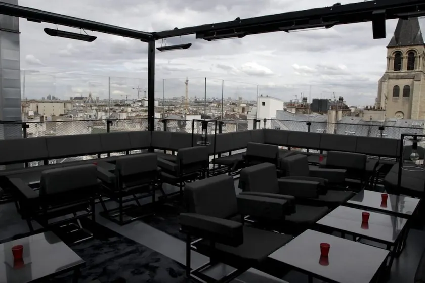 Hotel Montana - Image 1