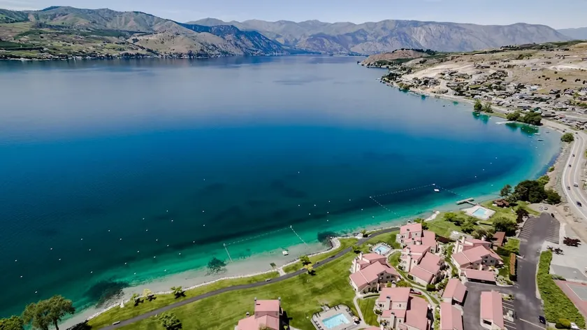 Lake Chelan Shores 2BR with Resort Access - Image 1